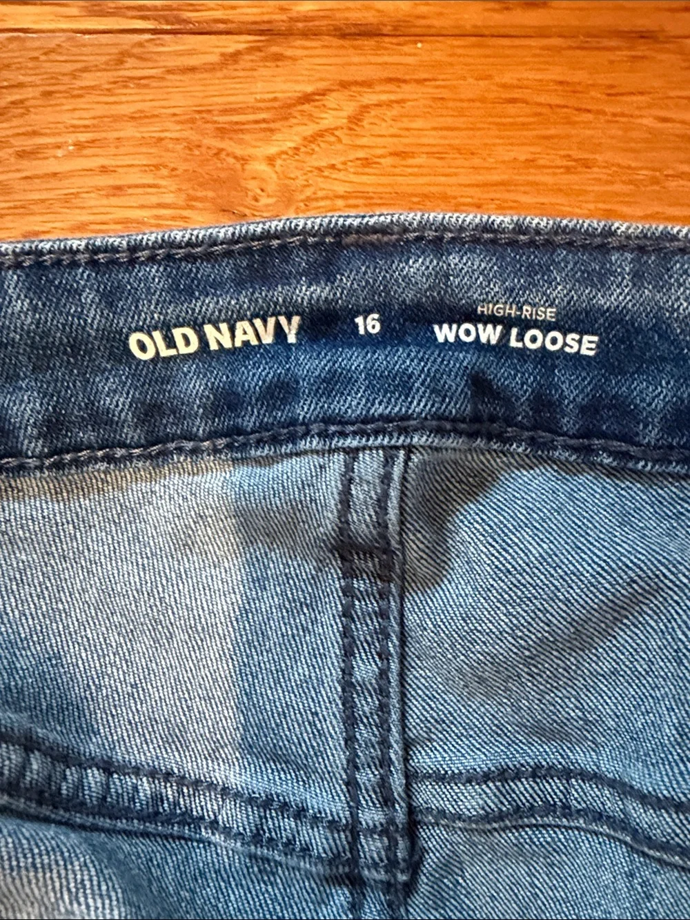 Women’s Jeans Bundle in Light Blue and Dark Blue - American Eagle/Old Navy